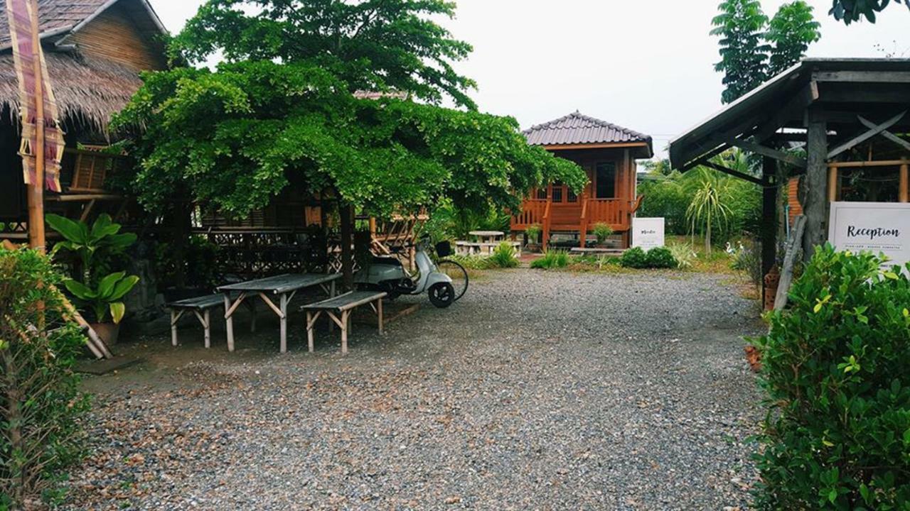 บ้านสวนมีดี ลำพูน Meedee Homestay Lamphun Ban Nong Pla Kho Extérieur photo